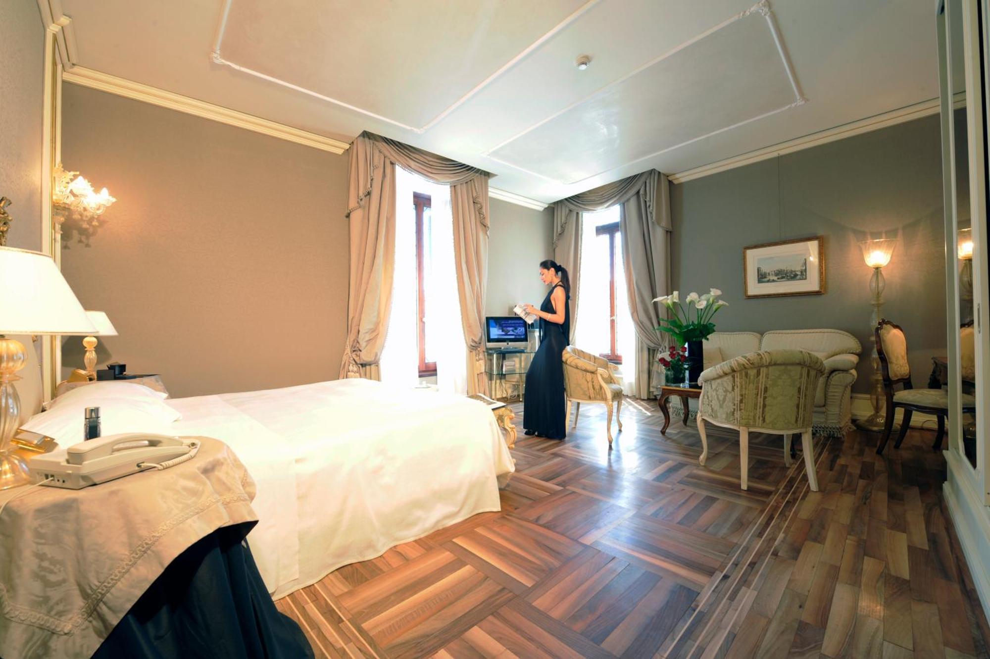 Ca' Sagredo Hotel Venezia Esterno foto