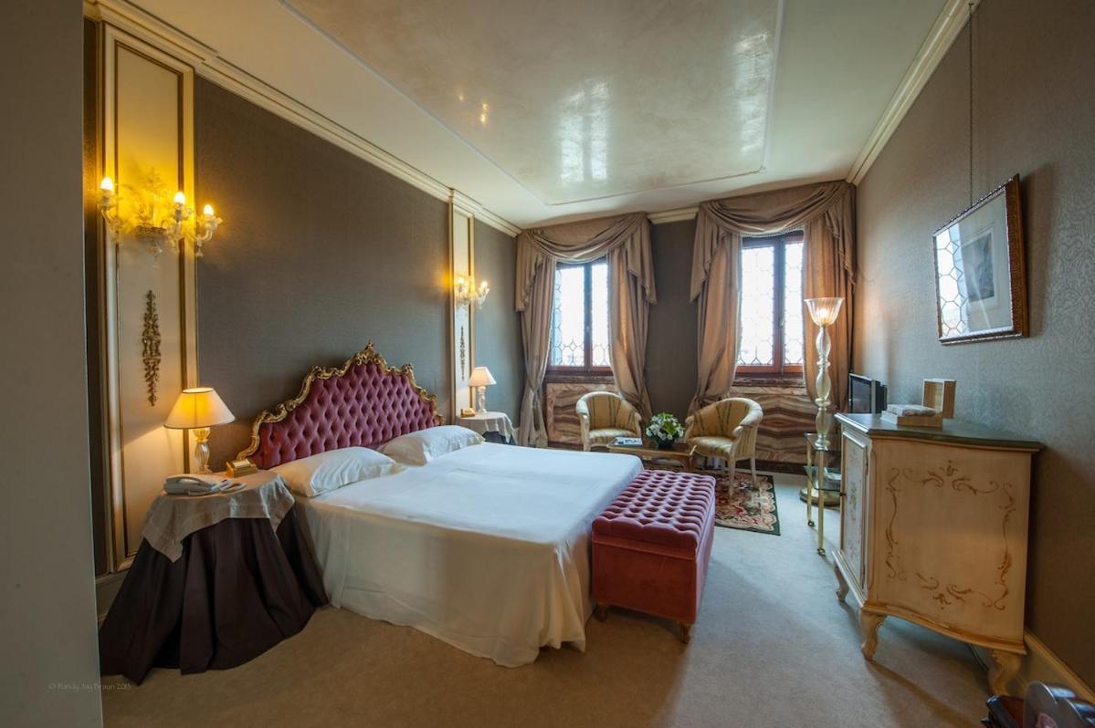 Ca' Sagredo Hotel Venezia Esterno foto